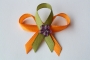 462-svatební vývazek oranžovo-olivově zelený s fialovou korálkovou kytičkou